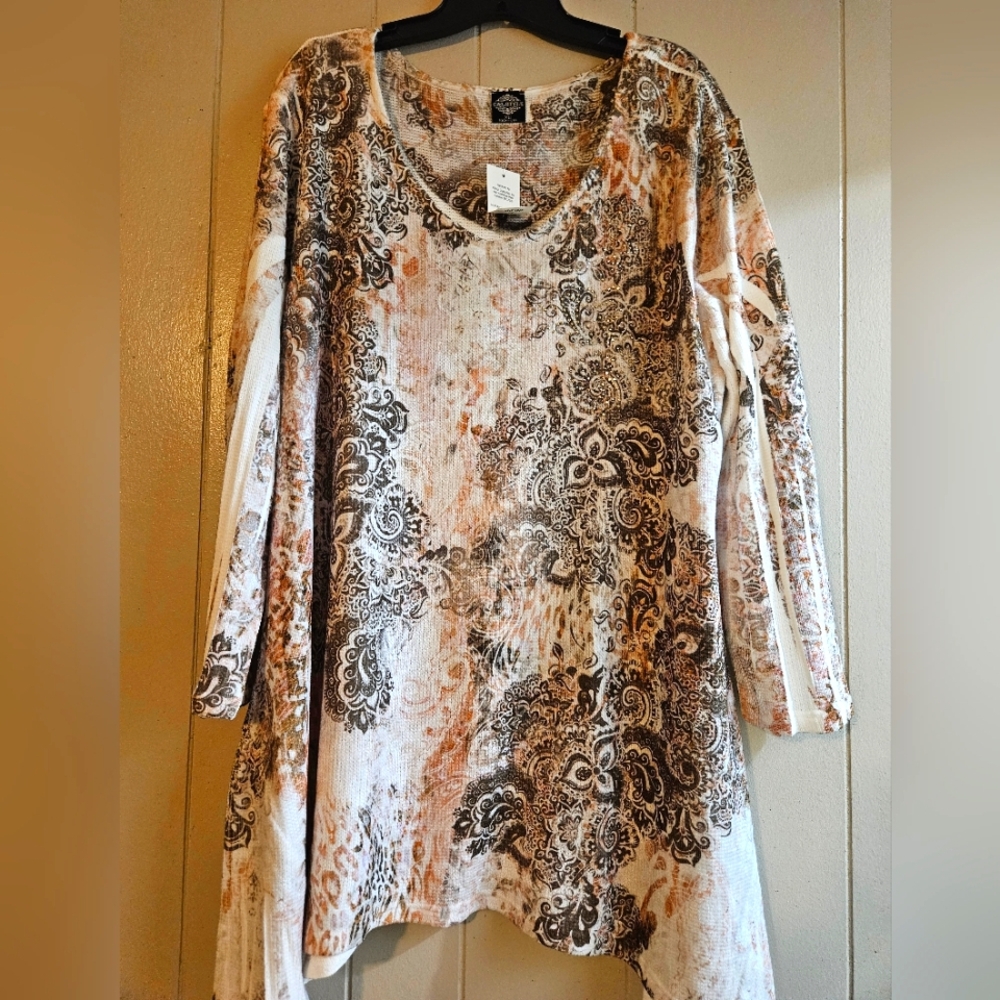 CalStyle Floral Paisley Sharkbite Top - Size XL - NWT